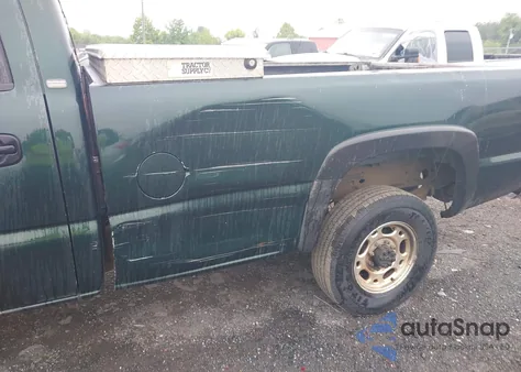 2004 Chevrolet Silverado 2500Hd Work Truck z USA, uszkodzony, nr VIN 1GCHC23U04F222612